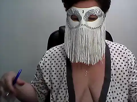 EllaLove2277 online show from June 29, 2026, 1:55 pm