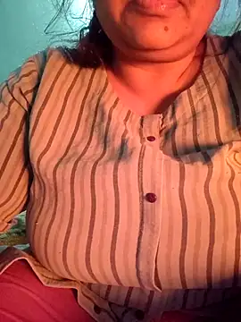 bitch-horny online show from January 17, 2026, 2:27 am