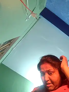 bitch-horny online show from February 4, 2026, 3:18 pm