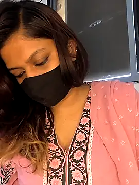 SpicykhalifaX online show from May 16, 2026, 5:26 am