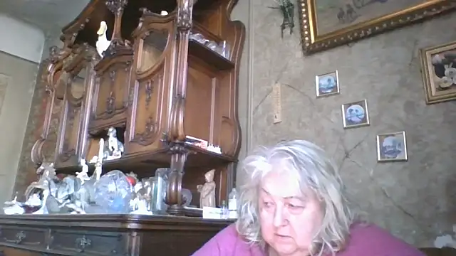 Lala-Love56 online show from May 14, 2026, 4:14 pm
