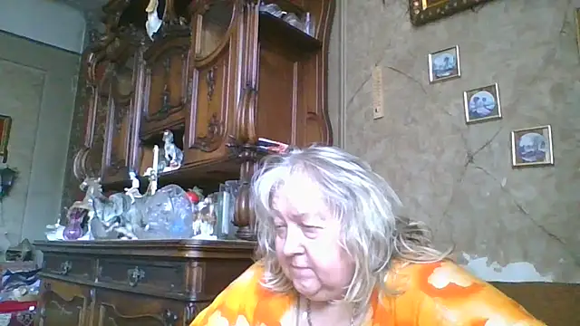 Lala-Love56 online show from June 27, 2026, 6:51 am