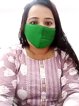 Snapshot of Reshma-- chatting on September 10, 2025, 11:32 am Reshma-- online show from September 10, 2025, 11:32 am
