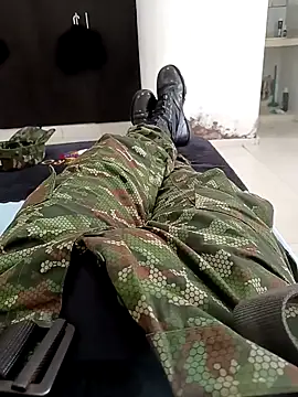 alejos81 online show from December 18, 2025, 3:40 pm