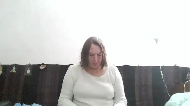 AnnaLive570 online show from April 27, 2026, 3:21 pm