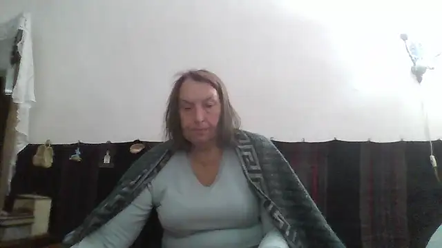 AnnaLive570 online show from May 11, 2026, 4:18 am