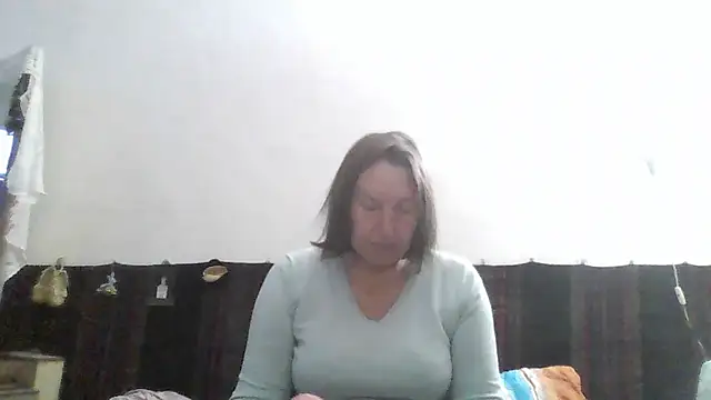 AnnaLive570 online show from May 14, 2026, 2:40 am