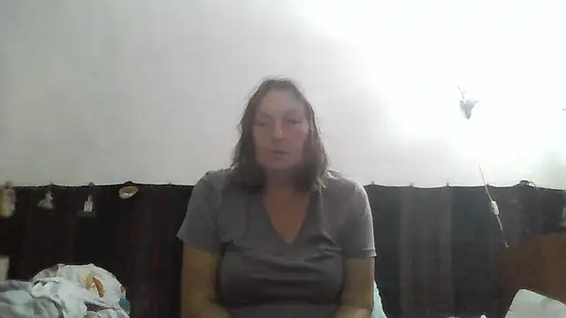 AnnaLive570 online show from July 6, 2026, 3:25 am