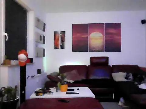 hellgirl1980 online show from October 1, 2025, 9:21 pm