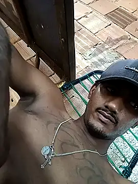 joreldella online show from November 4, 2025, 3:33 pm