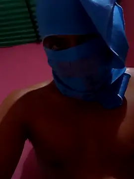 Snapshot of Apasionado001 chatting on March 1, 2026, 10:23 pm Apasionado001 online show from March 1, 2026, 10:23 pm