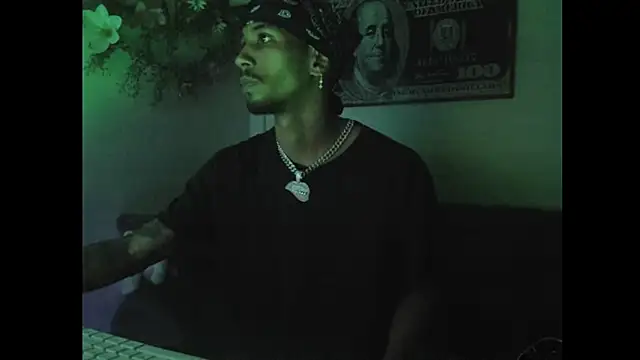 Snapshot of carl_jhonson821 chatting on November 14, 2025, 7:07 am carl jhonson821 online show from November 14, 2025, 7:07 am