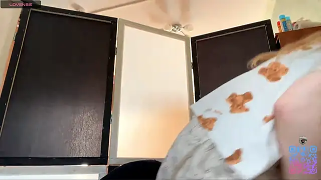 LouieRutt online show from September 22, 2025, 2:08 pm