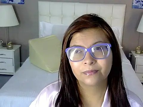 Amber Rouge  online show from September 14, 2025, 12:04 pm