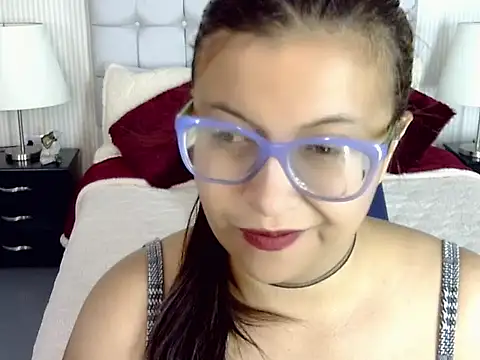 Amber Rouge  online show from September 20, 2025, 12:06 pm