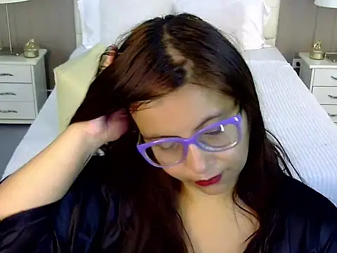 Amber Rouge  online show from September 27, 2025, 12:21 pm