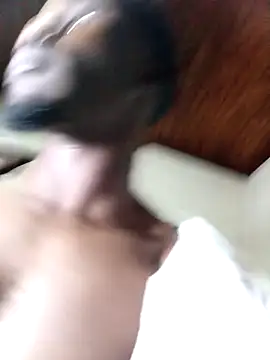 Snapshot of donchico0 chatting on September 19, 2025, 2:24 am donchico0 online show from September 19, 2025, 2:24 am