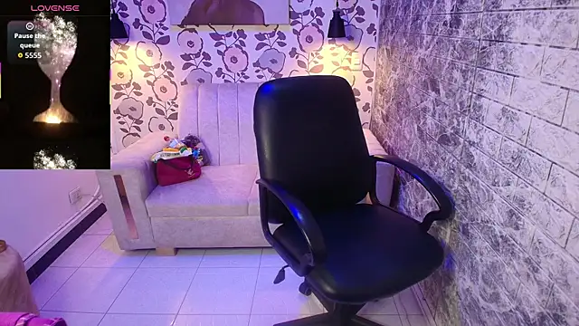  barbaragomez online show from October 17, 2025, 7:27 pm