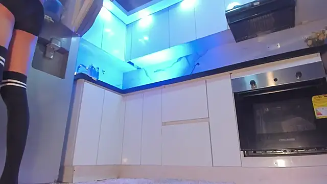 Nikkita Dragon online show from September 28, 2025, 10:04 pm