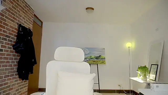 boream online show from October 31, 2025, 1:34 pm