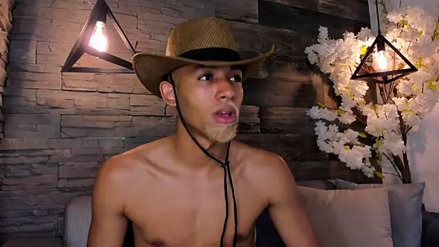 Snapshot of B_Wild chatting on September 25, 2025, 4:05 am B Wild online show from September 25, 2025, 4:05 am