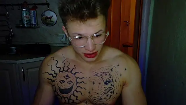 Snapshot of James__Noah chatting on September 25, 2025, 9:18 pm James Noah online show from September 25, 2025, 9:18 pm