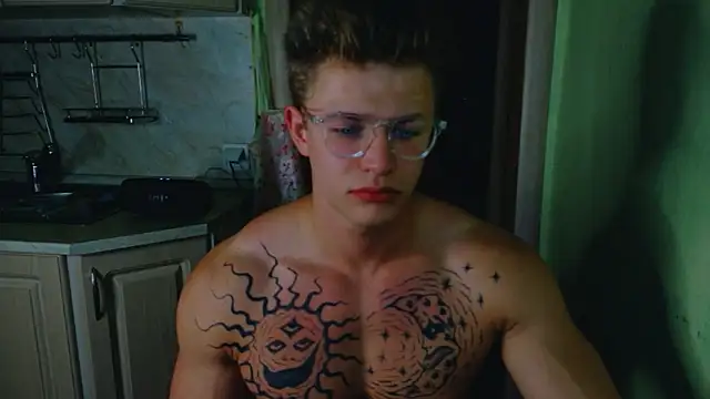 Snapshot of James__Noah chatting on September 28, 2025, 8:14 pm James Noah online show from September 28, 2025, 8:14 pm