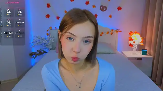 LumMina online show from September 25, 2025, 10:41 am