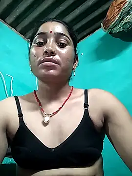 Hot cupal online show from October 4, 2025, 8:23 am