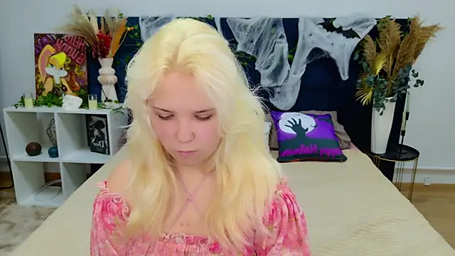 EmillyRogers online show from October 30, 2025, 5:09 am