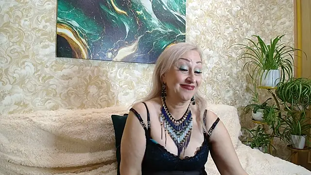 Snapshot of _Sara__Smith_ chatting on October 11, 2025, 4:12 am  Sara  Smith  online show from October 11, 2025, 4:12 am
