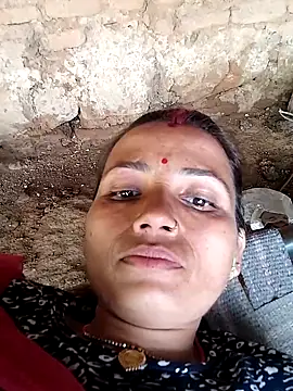 KIRTI12 HOT online show from September 14, 2025, 10:03 am