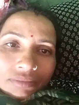 KIRTI12 HOT online show from January 17, 2026, 4:11 pm