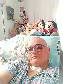 Snapshot of Yarry40 chatting on January 18, 2026, 4:22 pm Yarry40 online show from January 18, 2026, 4:22 pm