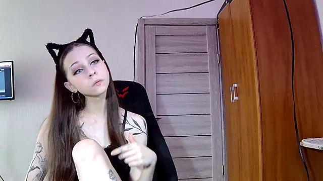 AsahyKourr online show from November 21, 2025, 1:15 am