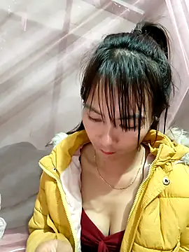 Yumyum kiw online show from December 19, 2025, 5:58 am