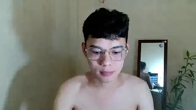 keirflorianxx online show from October 23, 2025, 12:54 am