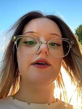 naughty ray online show from September 11, 2025, 2:06 pm