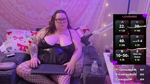 Snapshot of brookenicole3003 chatting on May 10, 2026, 4:50 am brookenicole3003 online show from May 10, 2026, 4:50 am