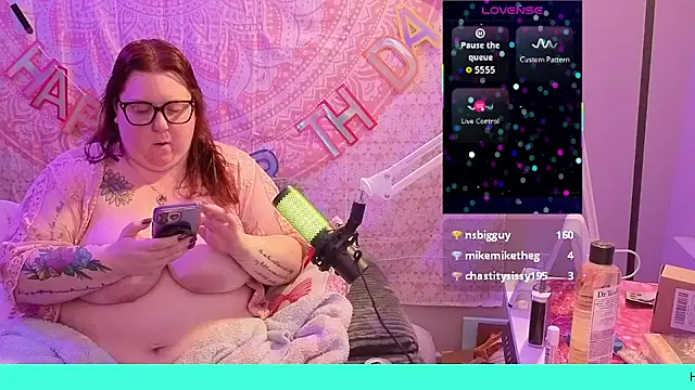 Snapshot of brookenicole3003 chatting on May 25, 2026, 12:38 am brookenicole3003 online show from May 25, 2026, 12:38 am