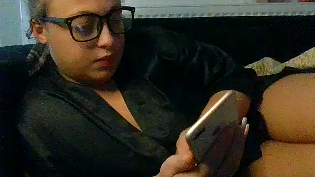 Welsh Maya19X online show from October 17, 2025, 12:30 pm