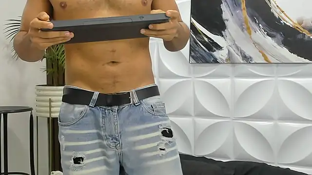 johan miller0 online show from October 8, 2025, 10:51 pm