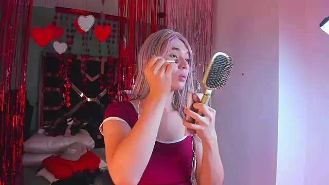 Snapshot of Electra_Gosselin chatting on February 16, 2026, 11:45 pm Electra Gosselin online show from February 16, 2026, 11:45 pm