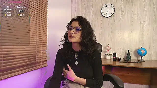 LilyRouset online show from September 10, 2025, 12:27 pm