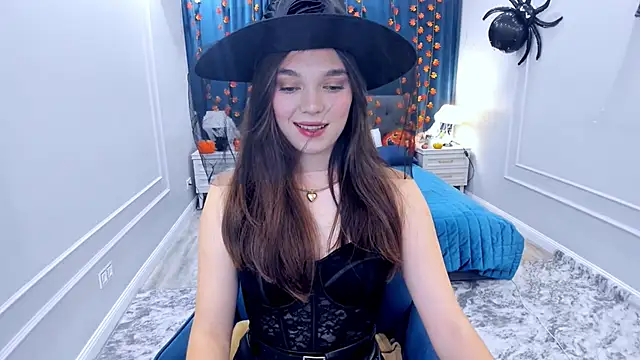 Snapshot of DivineAmour chatting on October 31, 2025, 2:34 am DivineAmour online show from October 31, 2025, 2:34 am