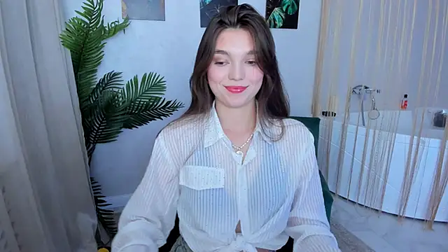 DivineAmour online show from November 8, 2025, 4:12 am