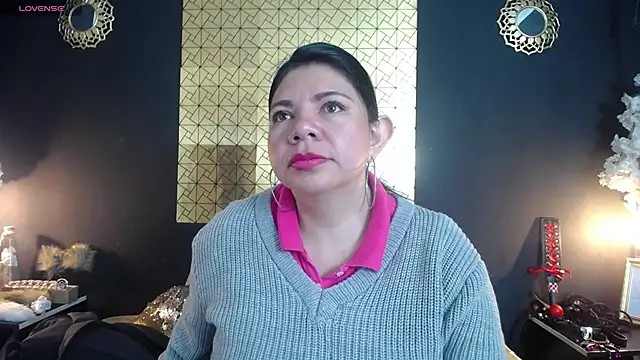 Snapshot of kinky_momm chatting on March 13, 2026, 2:12 pm kinky momm online show from March 13, 2026, 2:12 pm