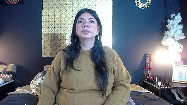 Snapshot of kinky_momm chatting on March 18, 2026, 4:43 pm kinky momm online show from March 18, 2026, 4:43 pm