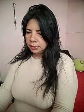 kinky momm online show from May 23, 2026, 4:44 pm