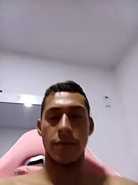 Boy hot- online show from September 15, 2025, 5:18 am